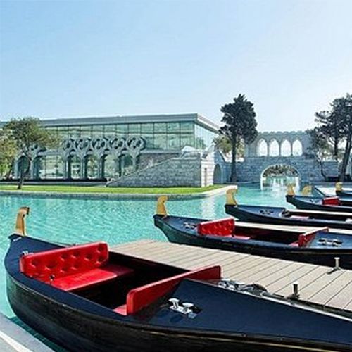 Little-Venice-Baku.jpg